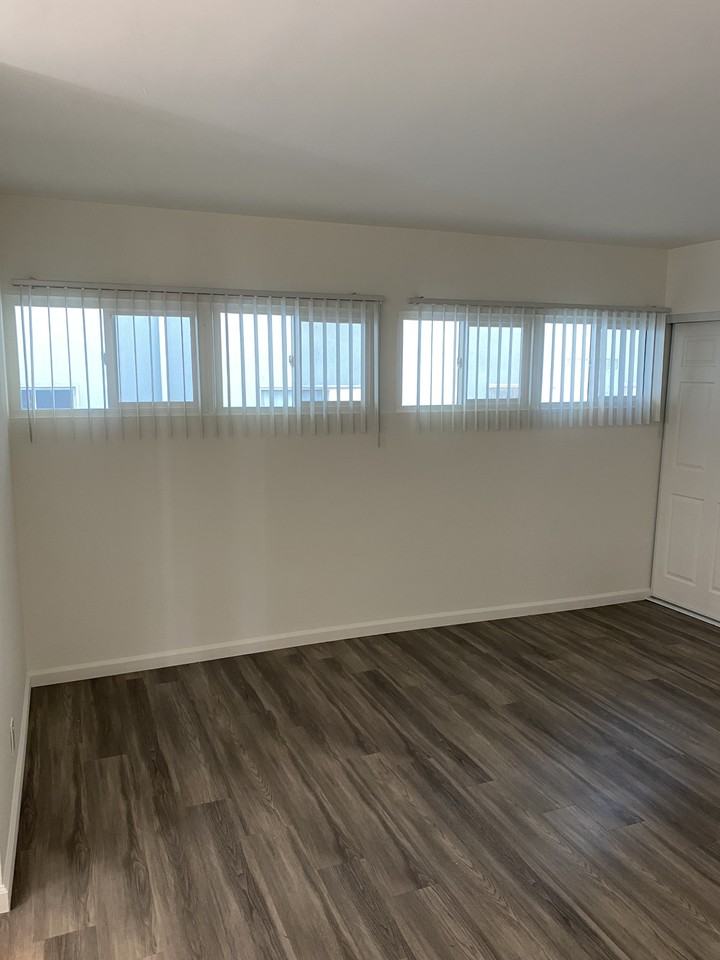 1014 W Huntington Dr #34 - Photo 6 of 50