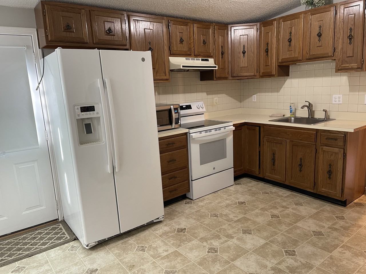 173 Seaver St #A - Photo 6 of 15