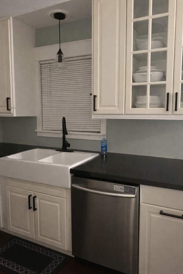 102 Elliott Way #NA - Photo 7 of 13