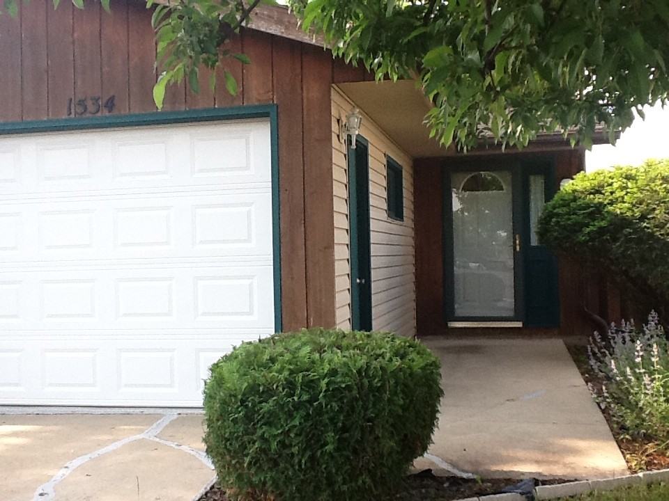 1534 45th St Nw #1534 - Photo 3 of 8