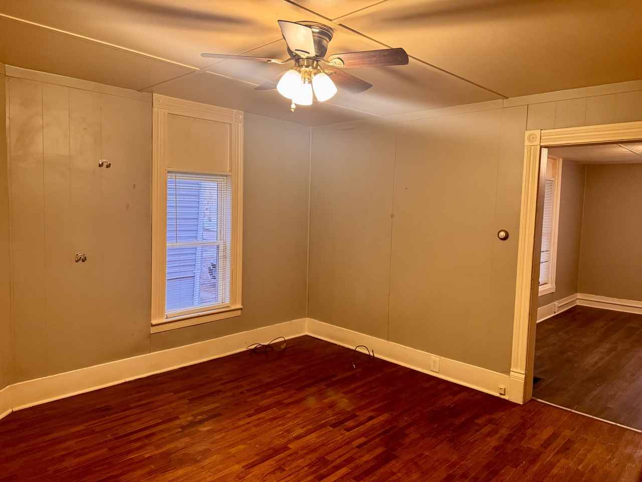 402 W Olive St #404R - Photo 7 of 11