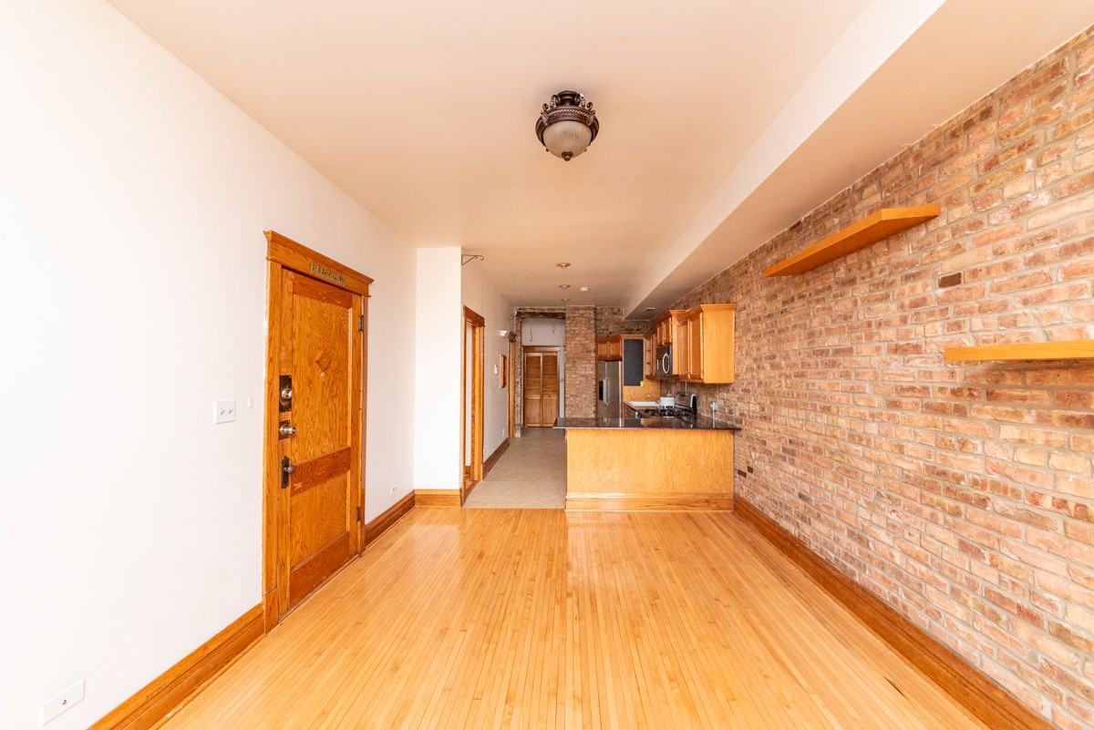 1946 N Kimball Ave #3 - Photo 3 of 12