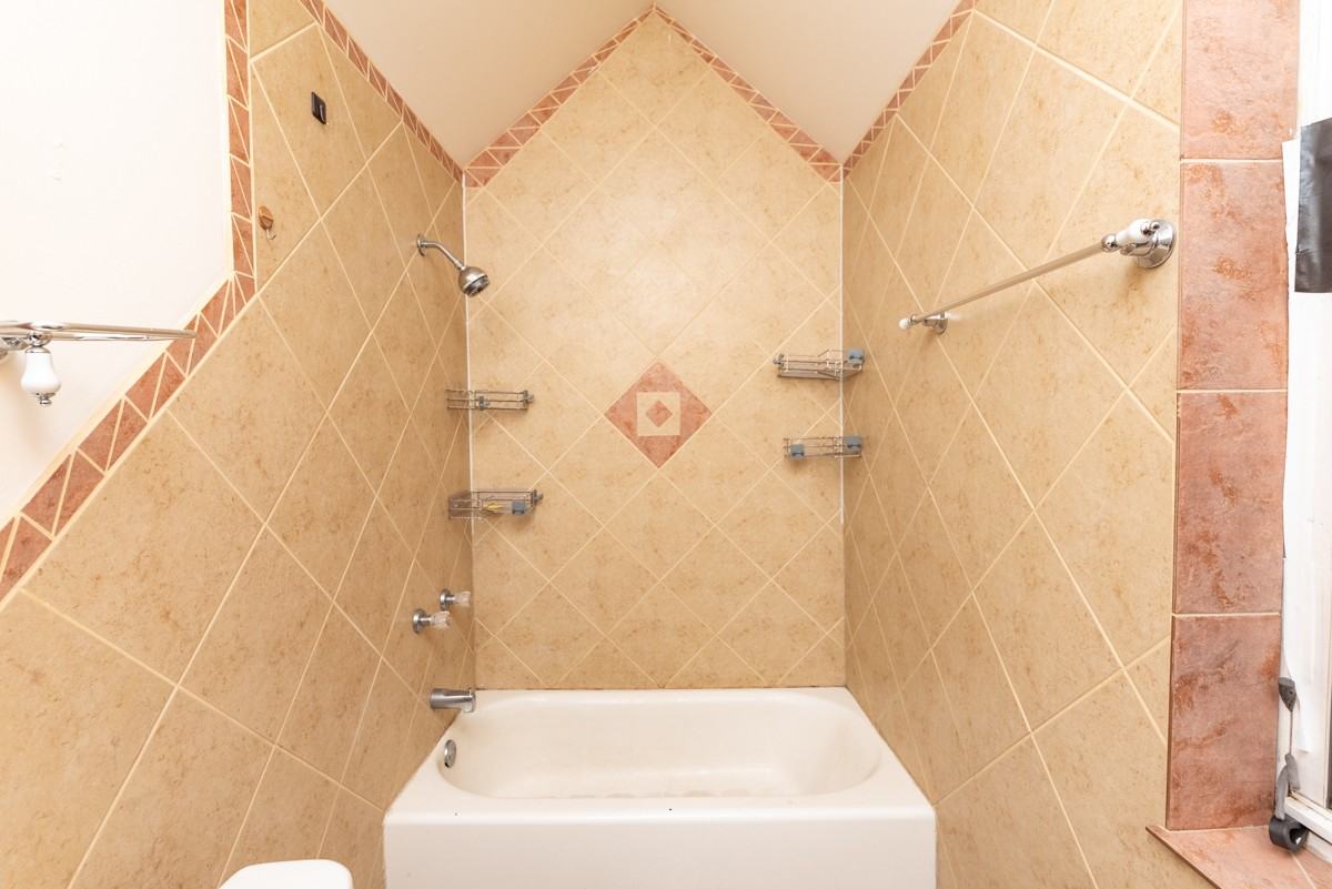 1946 N Kimball Ave #3 - Photo 7 of 12