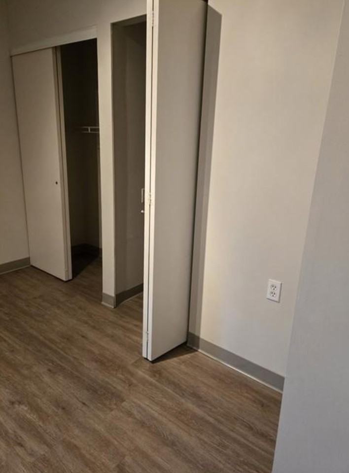 340 East Cordova Street #405 - Photo 4 of 7