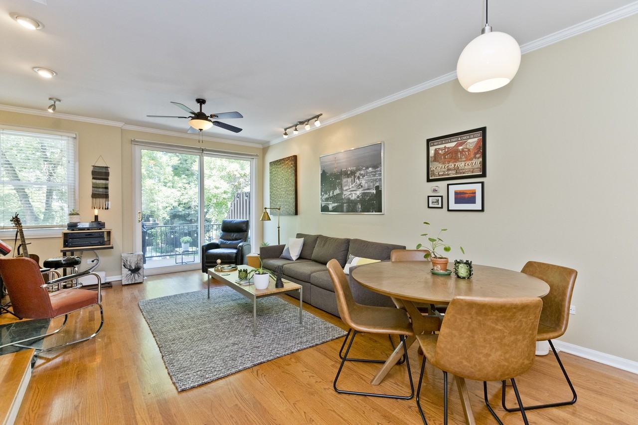 1827 W Oakdale Ave #D - Photo 2 of 14