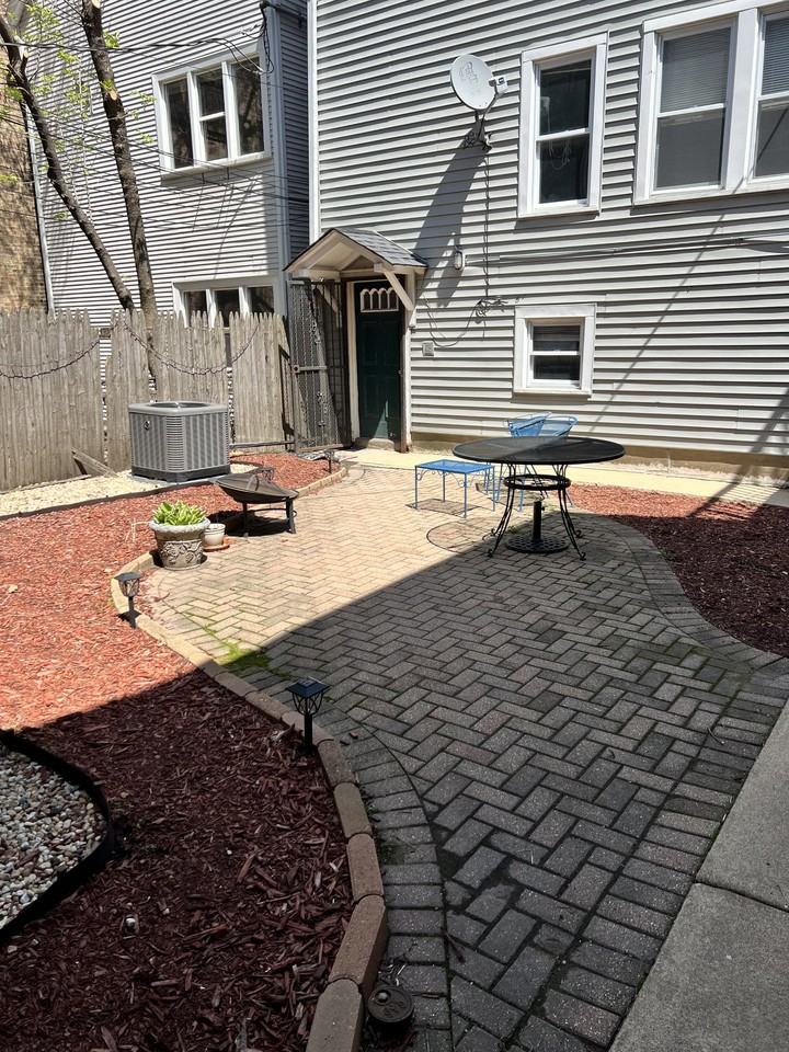 1839 N Hermitage Ave #G - Photo 7 of 13