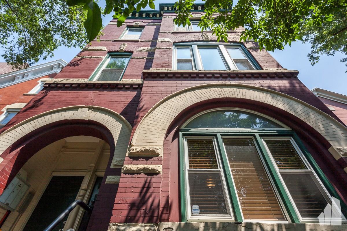 1031 N Paulina St #CH1 - Photo 4 of 17