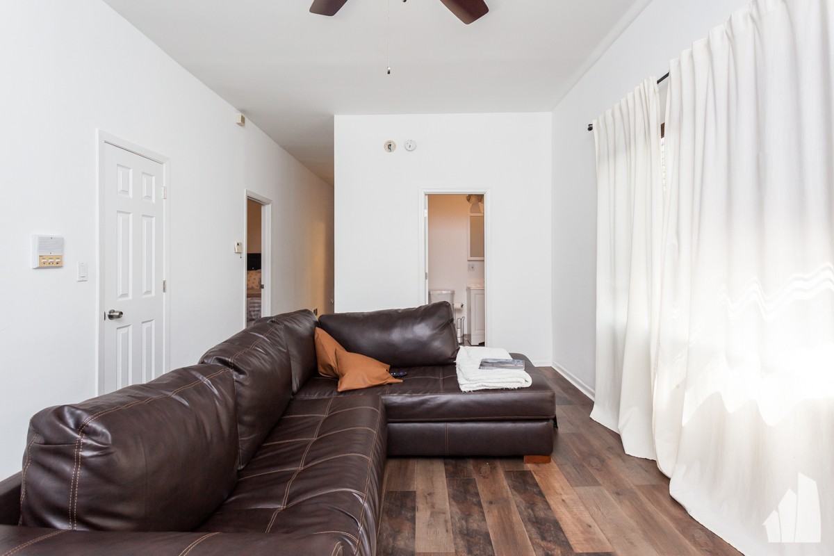 1031 N Paulina St #CH1 - Photo 5 of 17