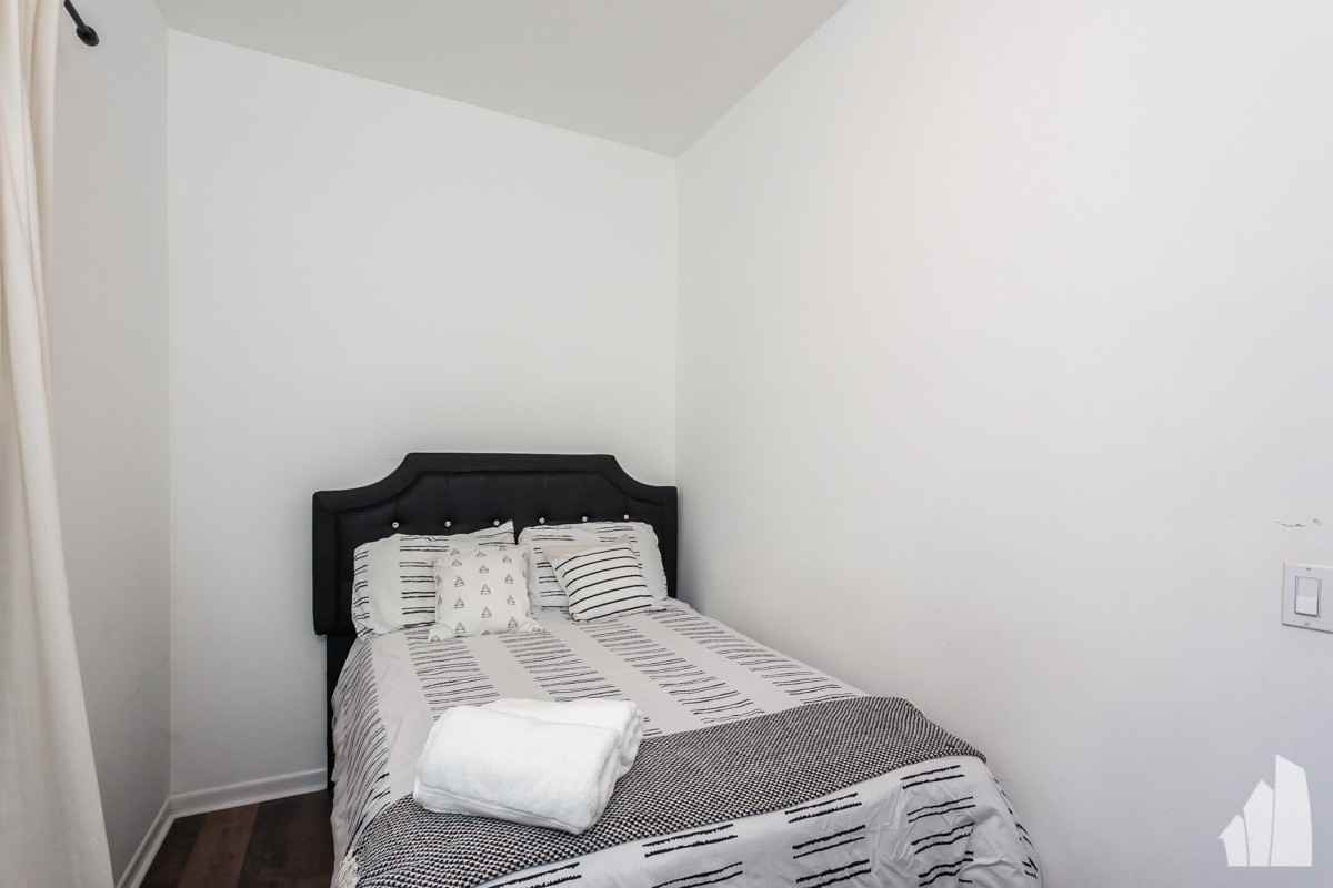 1031 N Paulina St #CH1 - Photo 6 of 17