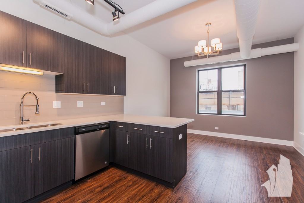 2001 S State St #3F - Photo 5 of 14