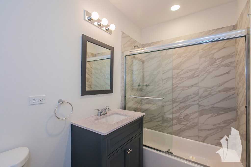 2001 S State St #3F - Photo 7 of 14