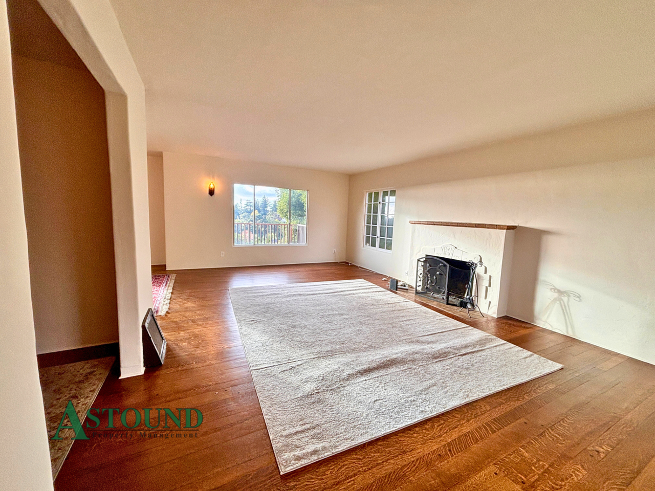 915 Glendome Cir #1 - Photo 3 of 23