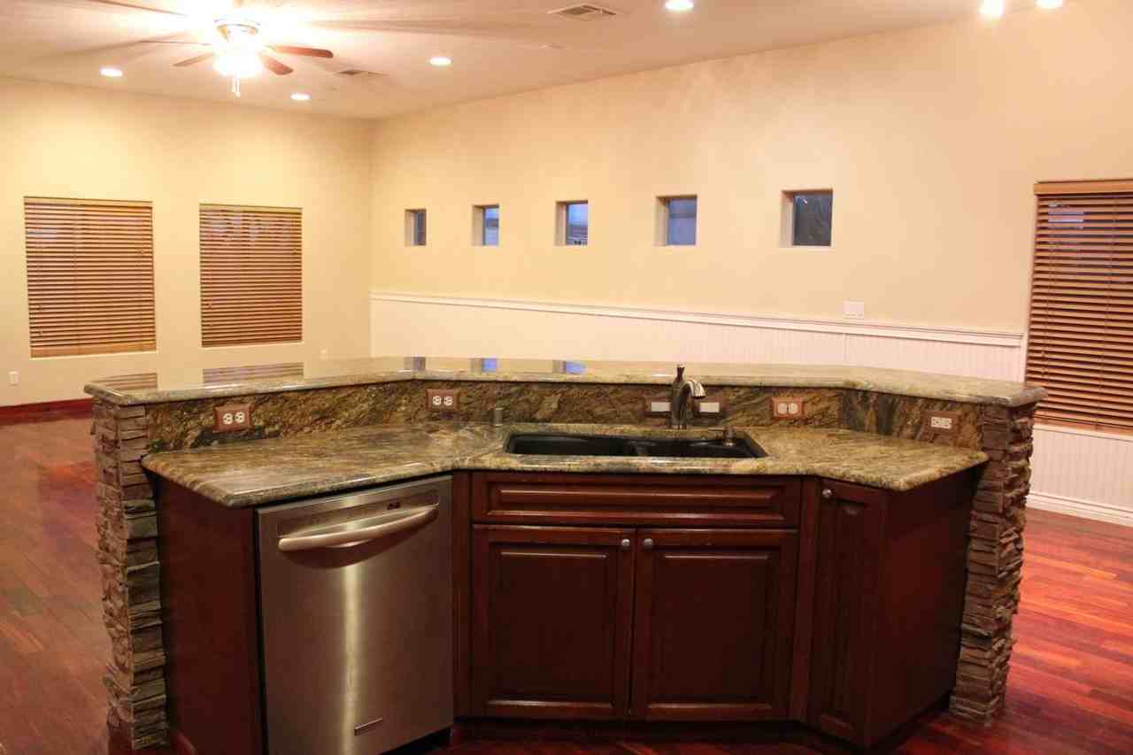 5584 Hawley Ct #1 - Photo 3 of 26