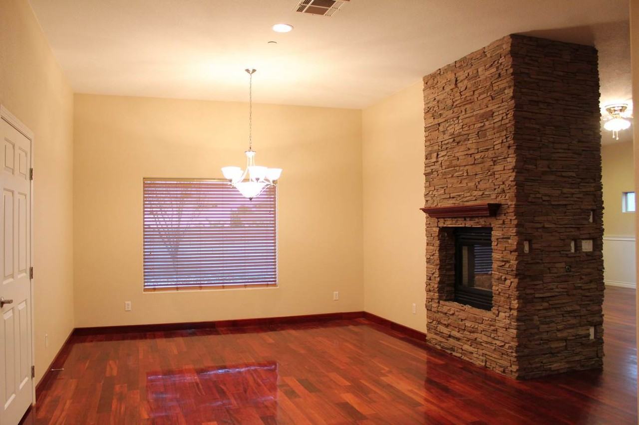 5584 Hawley Ct #1 - Photo 4 of 26