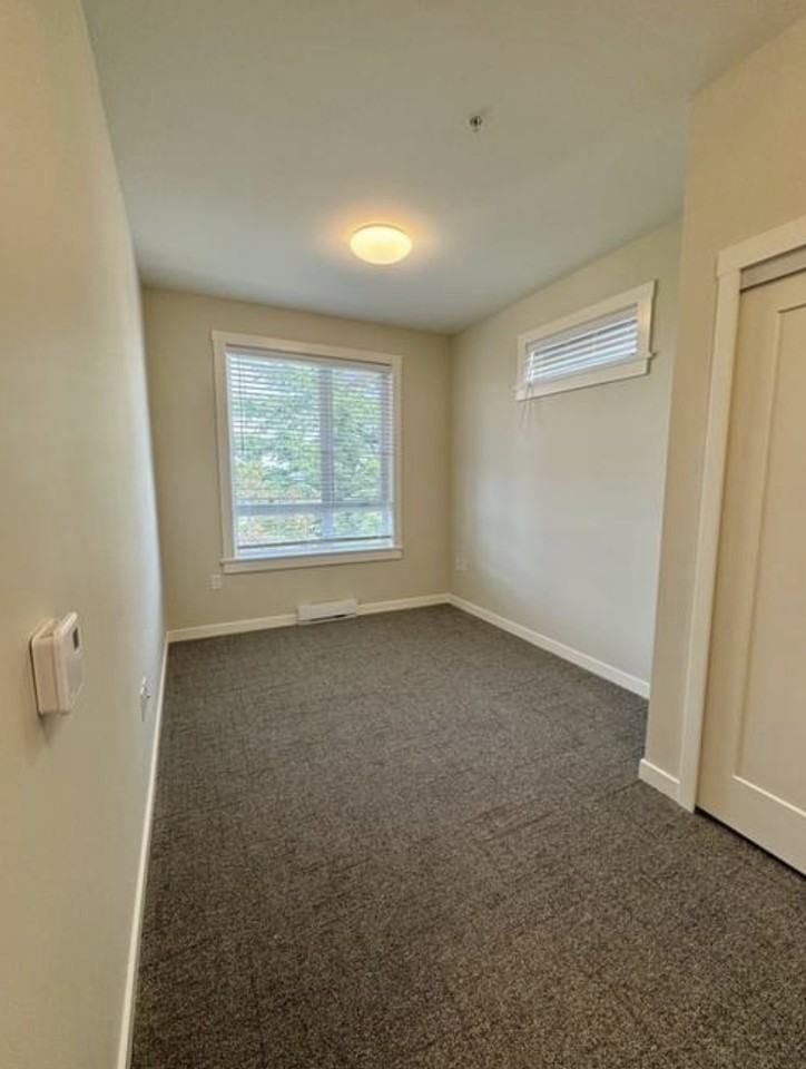 831 6th Street #415 - Photo 2 of 15