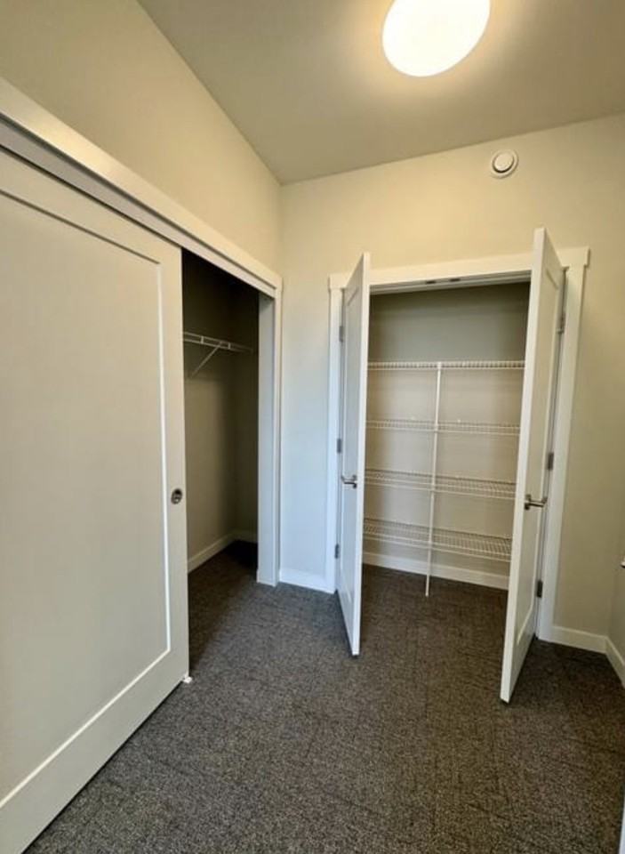 831 6th Street #415 - Photo 5 of 15