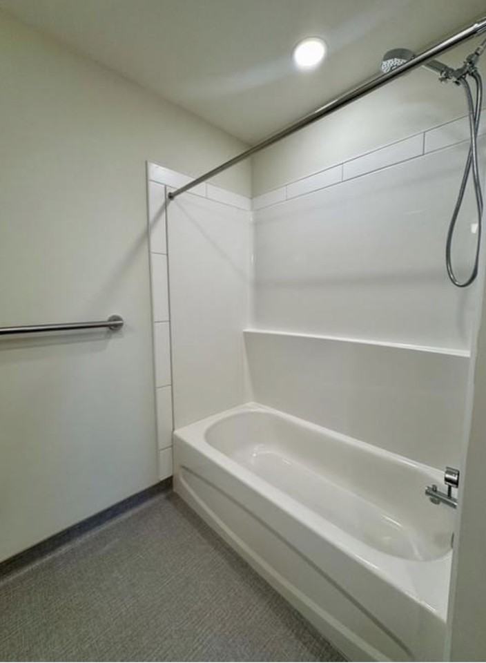 831 6th Street #415 - Photo 7 of 15