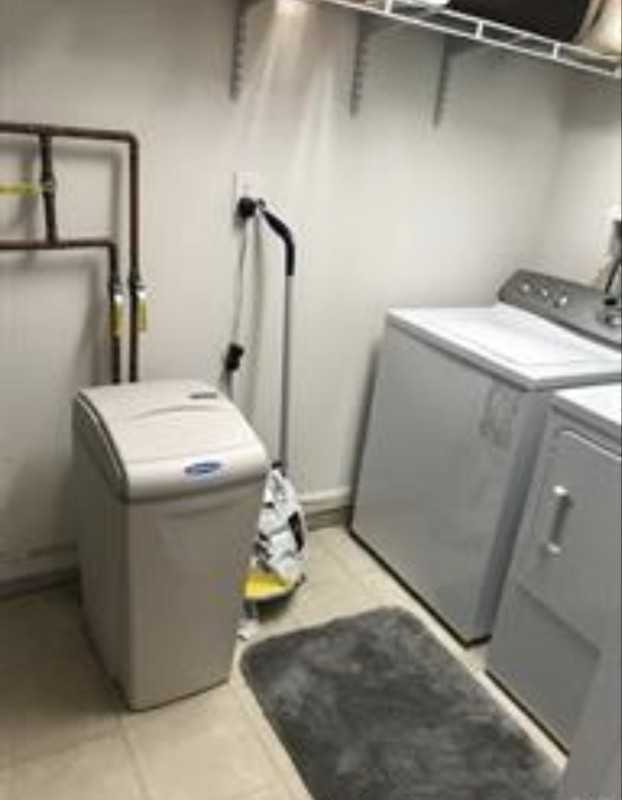 8482 Putnam Ct - Photo 4 of 16