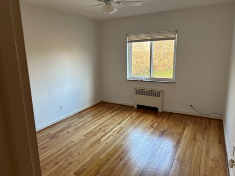 1271 Morten St #4 - Photo 5 of 8