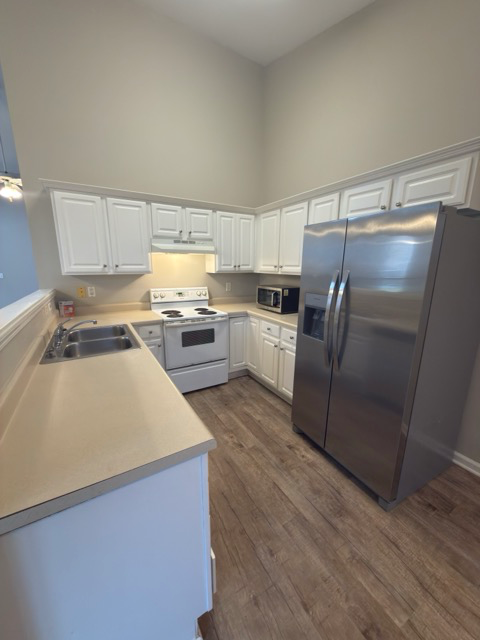 108 Gardenside Dr - Photo 5 of 10