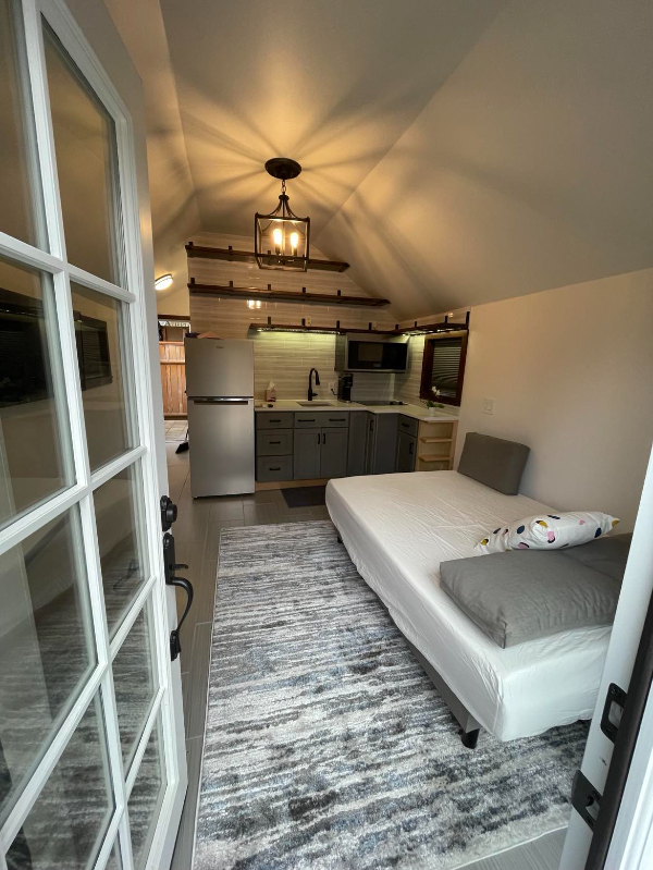 10114 Dayton Ave N - Photo 6 of 18