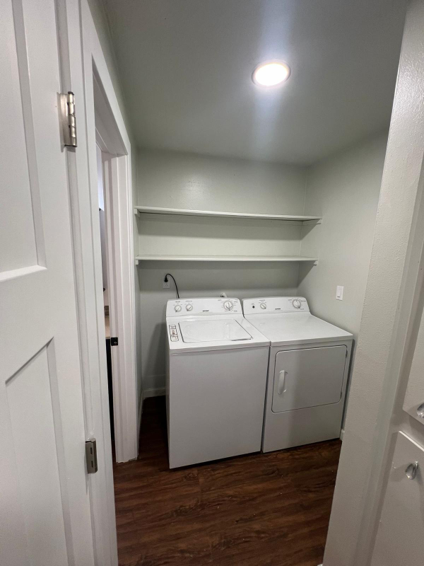 2415 E 20th St - Photo 3 of 12