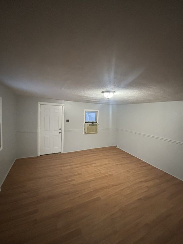 96 Cleveland St #100R - Photo 3 of 7