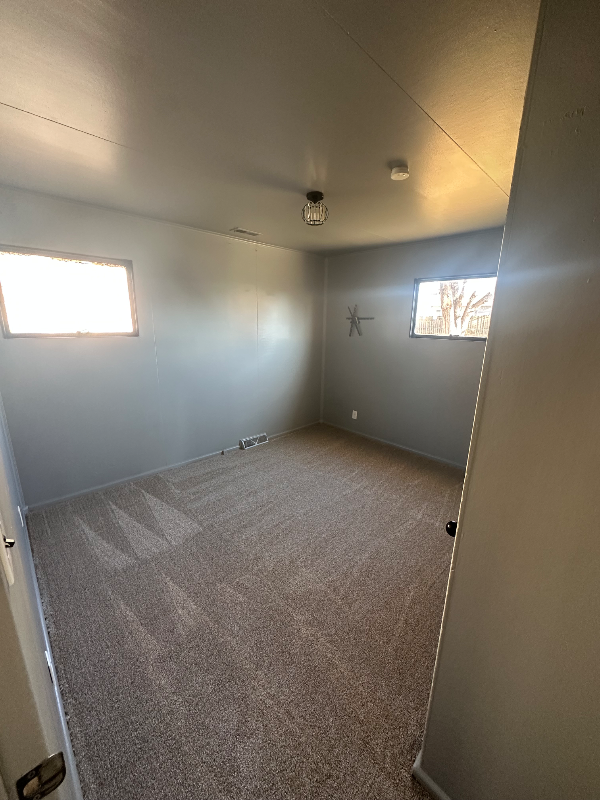 3127 S 40th St - Photo 7 of 15