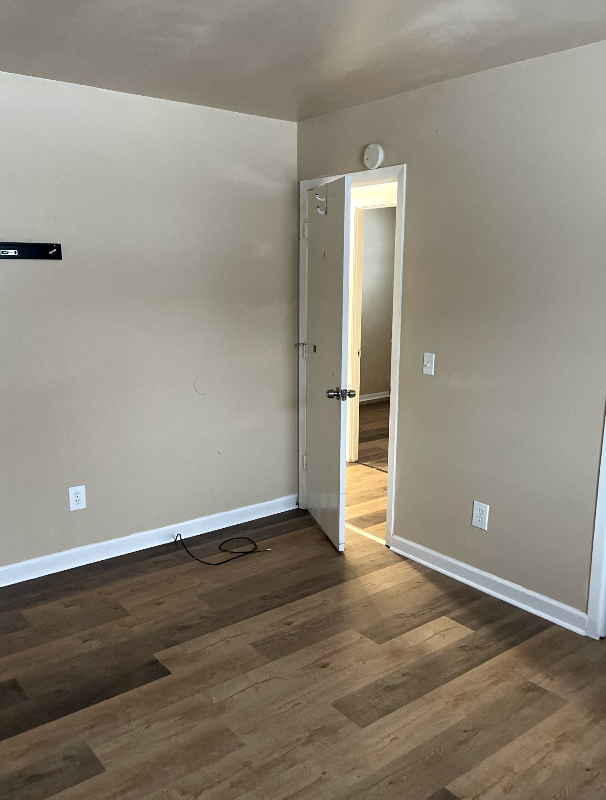 650 Baltic Dr - Photo 4 of 12