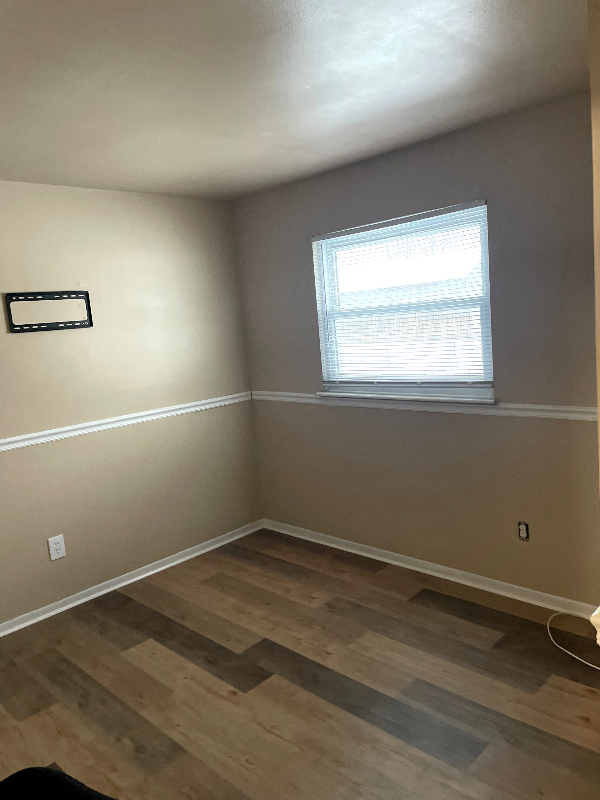 650 Baltic Dr - Photo 6 of 12