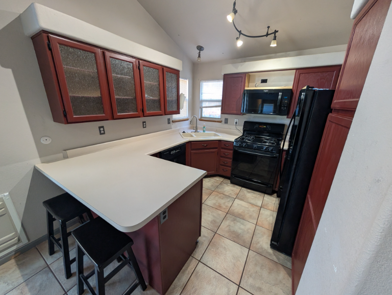 4208 Stoneridge Dr - Photo 5 of 20