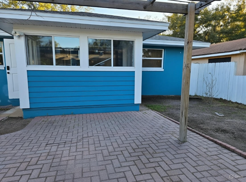 1832 Callahan St - Photo 2 of 18