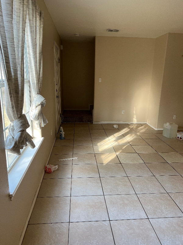 817 Sonesta Dr #3 - Photo 3 of 16