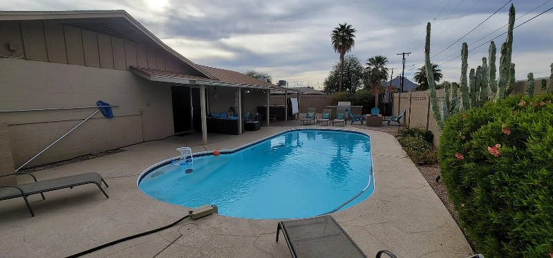 8220 E Northland Dr - Photo 2 of 17