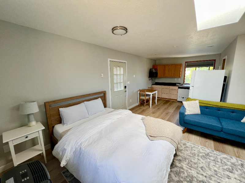 13817 2nd Ave Sw - Photo 6 of 19