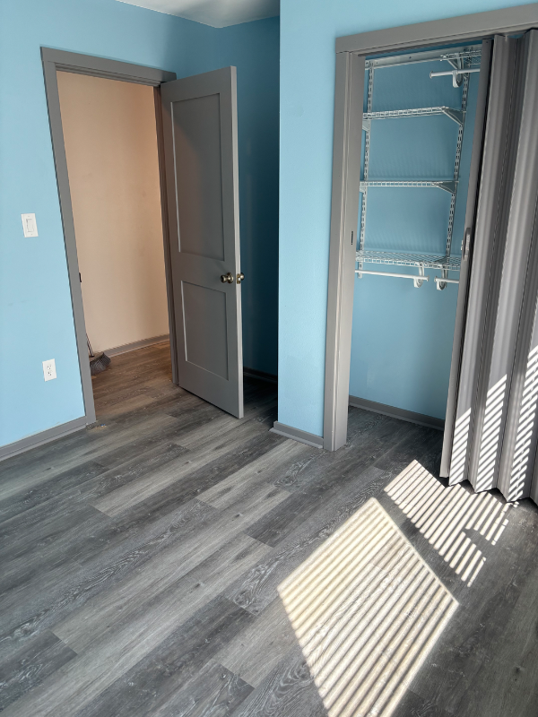 3590 W Belfair Valley Rd #EAST - Photo 7 of 10