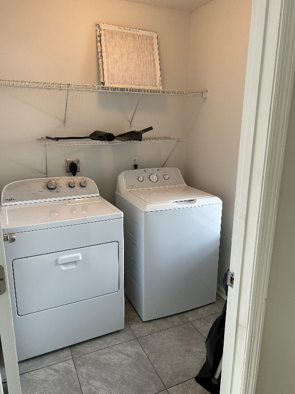 305 Rose Marie Dr - Photo 4 of 18