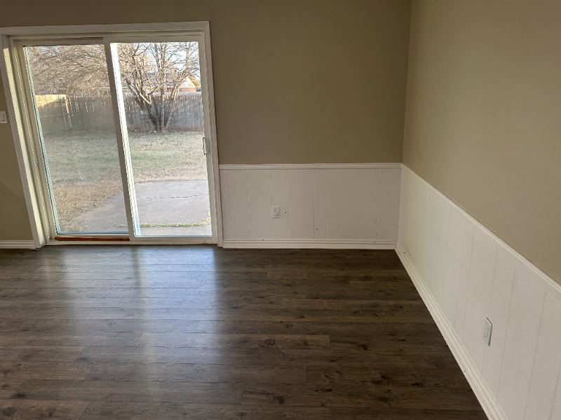 5507 Floyd Ave - Photo 6 of 16