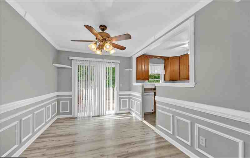 3449 Santee Rd - Photo 4 of 11