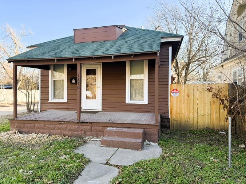 1250 N Jefferson St - Photo 3 of 15