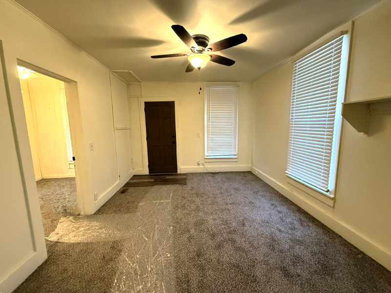 1250 N Jefferson St - Photo 6 of 15