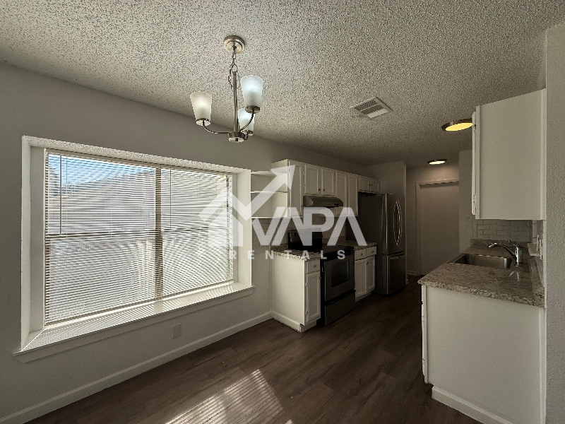 826 Thrasher Dr - Photo 6 of 16