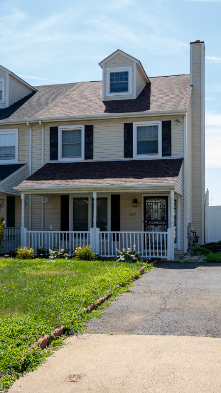 10117 Wilbur St - Photo 2 of 13