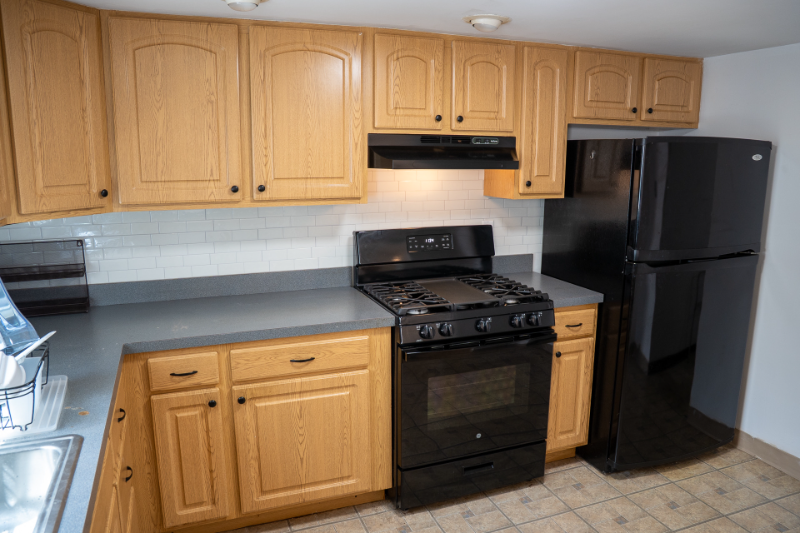 10117 Wilbur St - Photo 6 of 13