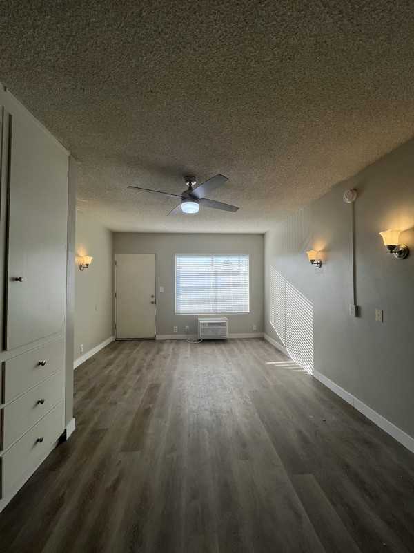 14250 Telegraph Rd #6 - Photo 3 of 5