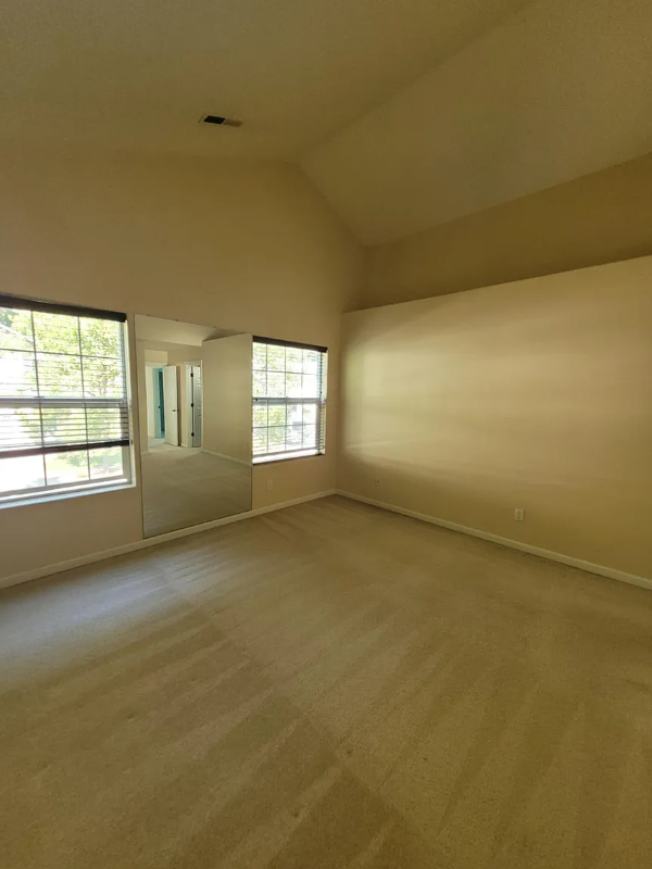 5686 Ne Canard Dr - Photo 6 of 15