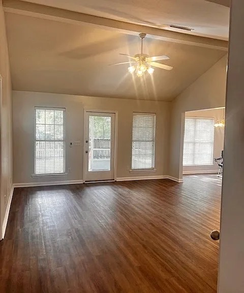 311 Melrose Ln - Photo 5 of 19