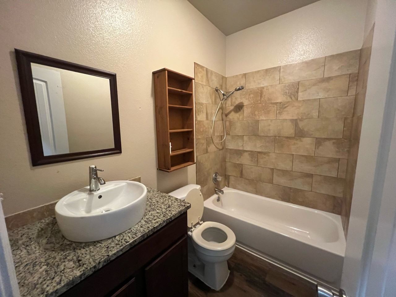 1015 Fir Ln #1 - Photo 6 of 8