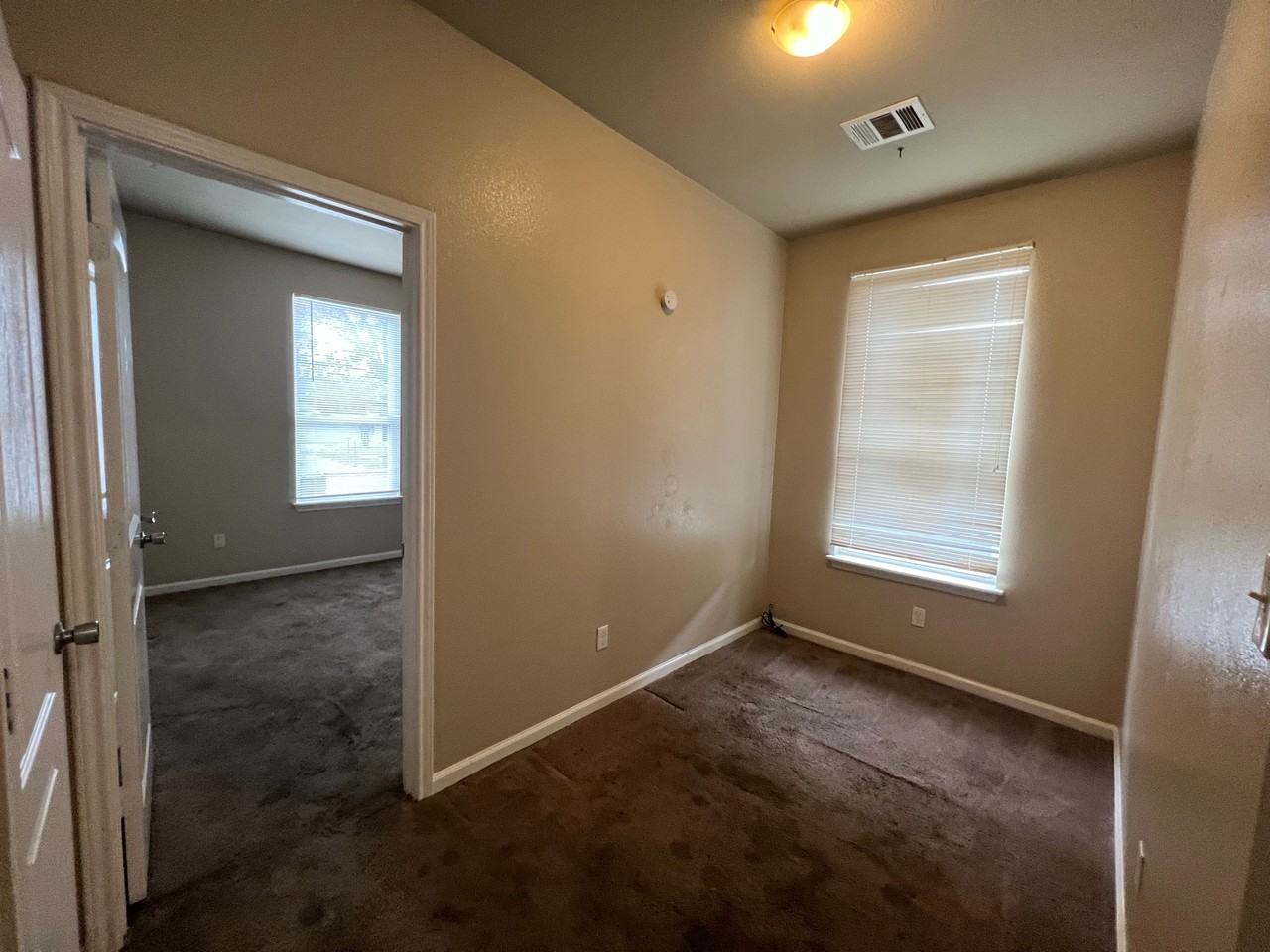 1015 Fir Ln #1 - Photo 7 of 8