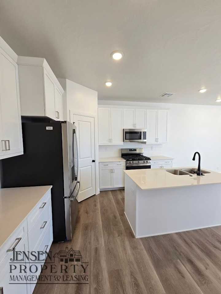 859 W Bright Ridge Cv - Photo 6 of 22